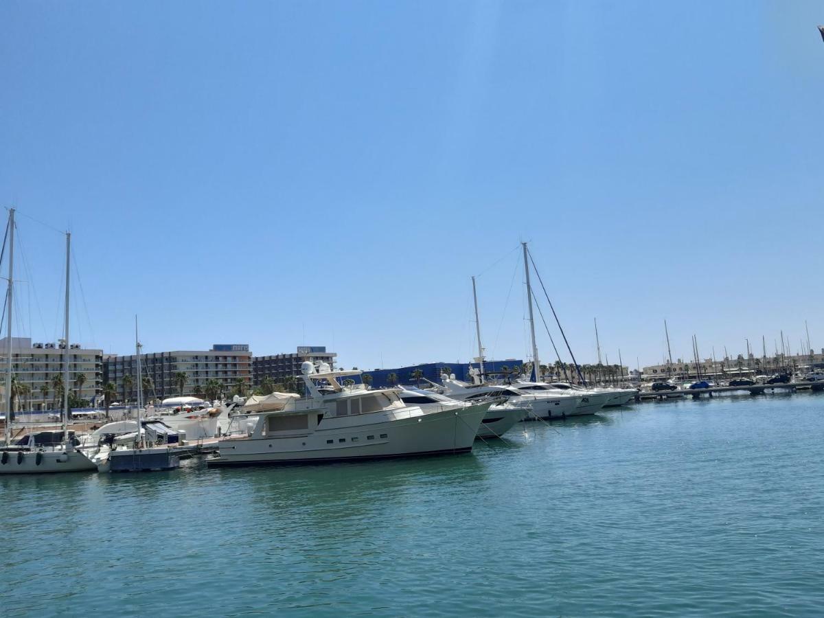 Alicante & Urban Center Екстериор снимка